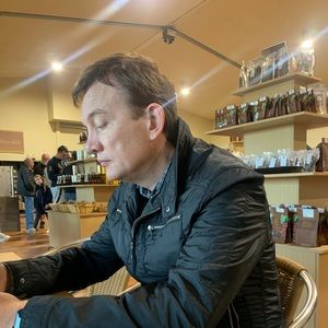 Meet your Posher, Mark